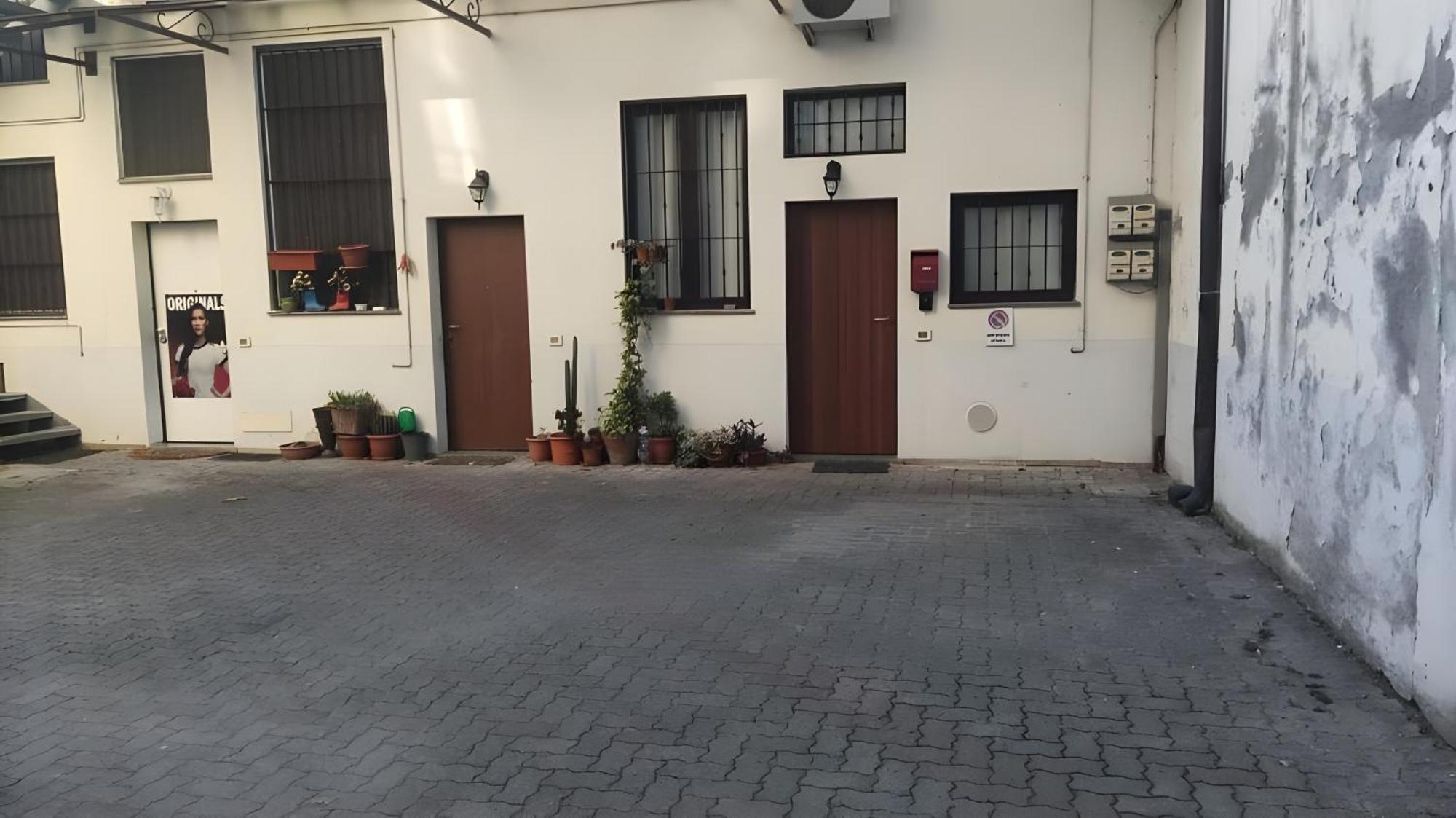 La Casa Nel Cortile-Free Parking Apartment มิลาน ภายนอก รูปภาพ